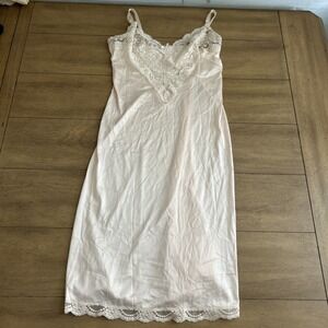 Vassarette Vintage Silky Soft Satin Lace Trim Nightgown Full Slip Size 32 L